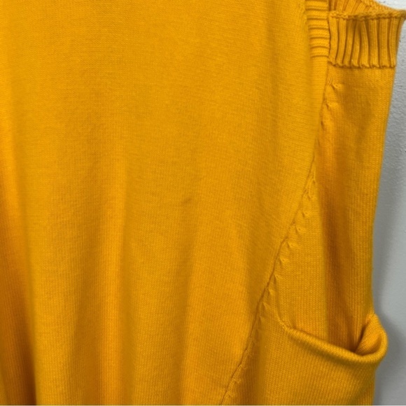 Yesno 100% cotton mustard yellow v-neck 2 pocket sweater vest, 3XL. - Picture 6 of 8